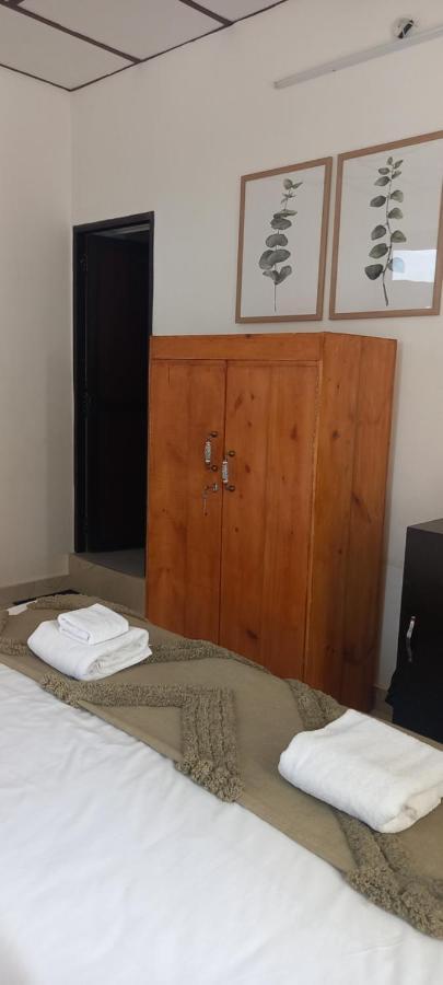 Bir High Hotell Eksteriør bilde