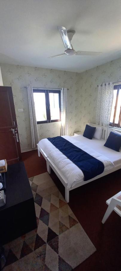 Bir High Hotell Eksteriør bilde